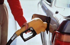 Повышение цен на бензин осенью 2012 неизбежно.